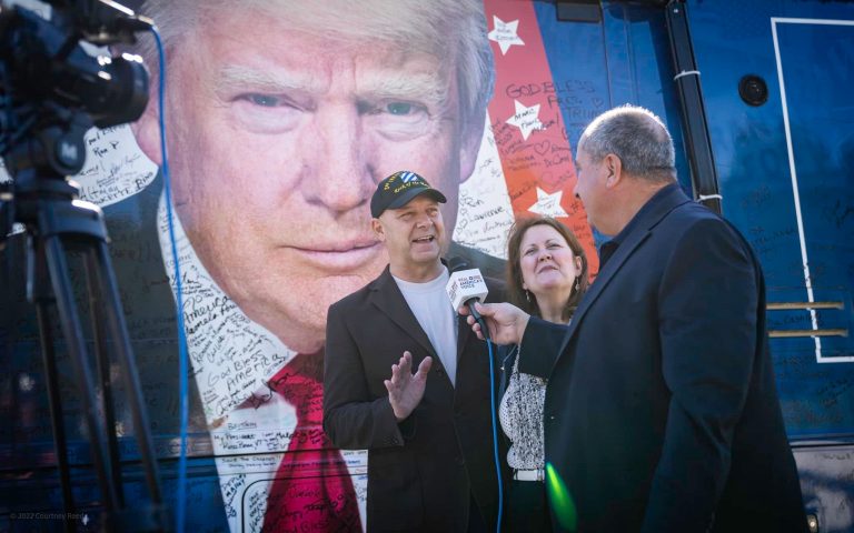Mulți candidați republicani conspiraționiști, din siajul lui Trump, au pierdut. Totuși, „Big Lie” nu poate să dispară peste noapte