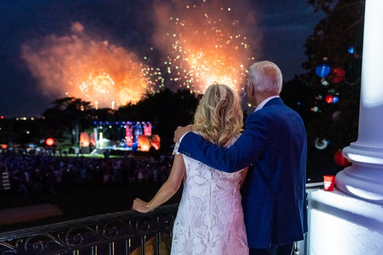 The Economist: Dacă Biden nu candidează în 2024, America face „o demonstrație de grație și înțelepciune”