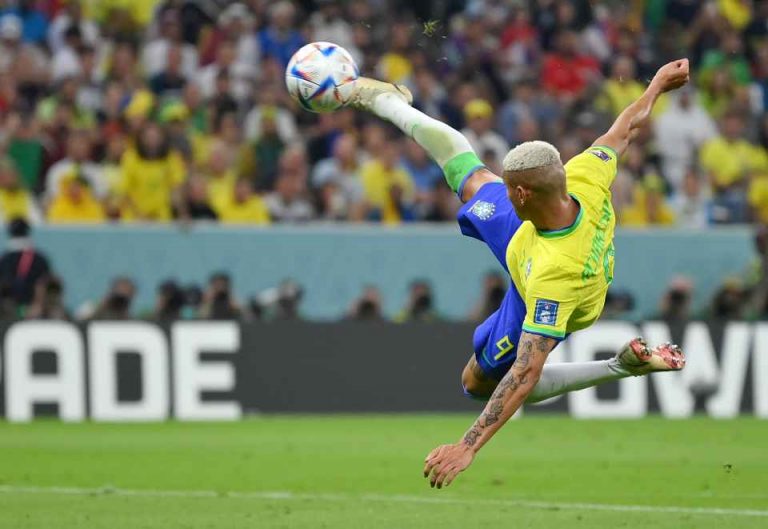 VIDEO | CM de fotbal, Grupa G: Brazilia – Serbia, scor 2-0. Golul turneului din ”foarfeca” lui Richarlison
