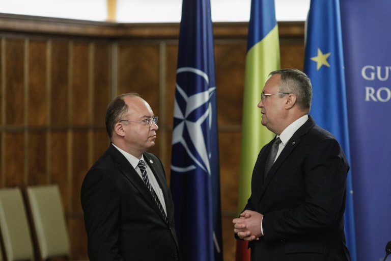 Reacții, la București, față de progresele înregistrate în poziția Olandei privind aderarea la Schengen