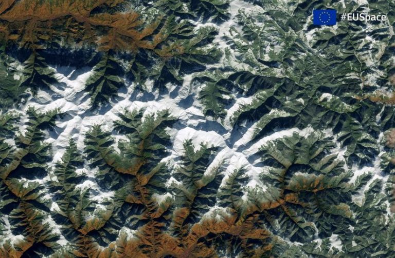 Dutch tourist perishes in Țarcu Mountains avalanche