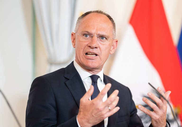 Ministrul austriac de Interne evită, din nou, să se pronunţe asupra intrării României şi Bulgariei în Schengen cu graniţele terestre