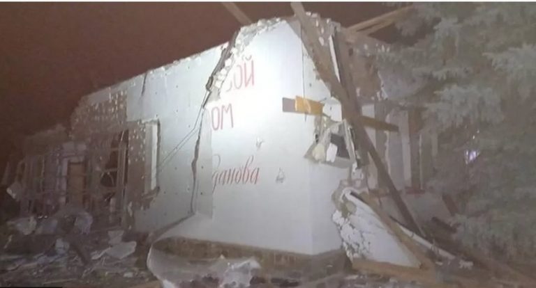 VIDEO | Cartierul general al Wagner, din Luhansk, lovit de ucraineni. Oficial: Cel puţin 50% din forţele care au supravieţuit ar putea muri