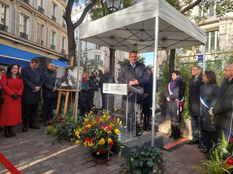 VIDEO | Piața George Enescu din Paris, inaugurată de premierul Ciucă