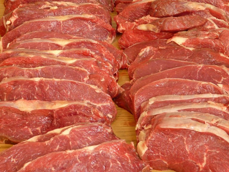 Recomandările medicilor veterinari în privinţa cumpărării și consumului alimentelor de origine animală, în preajma sărbătorilor de iarnă