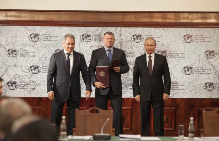 Agenții Kremlinului. Oligarhi conectați la Putin, cu contracte de la ministerul rus al Apărării, fac afaceri în Letonia și iau subvenții de la UE