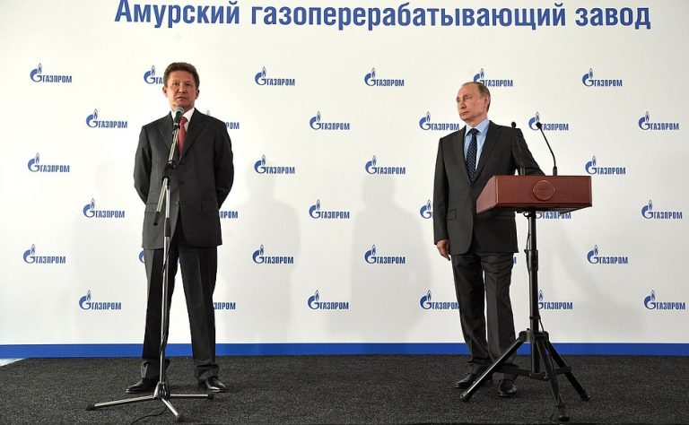 INFO RUSIA | Gazprom se face mic / Herson a fost un iad / Răsuflă secretele GRU / Jocul lui Sobianin / Buget de fabulă