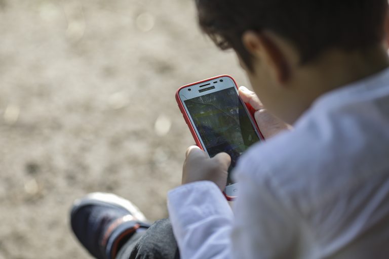 Salvaţi Copiii | „Proporţii nemaiîntâlnite” de bullying în şcoli: un elev din doi e ameninţat, umilit ori agresat fizic; patru din cinci elevi asistă la astfel de fapte