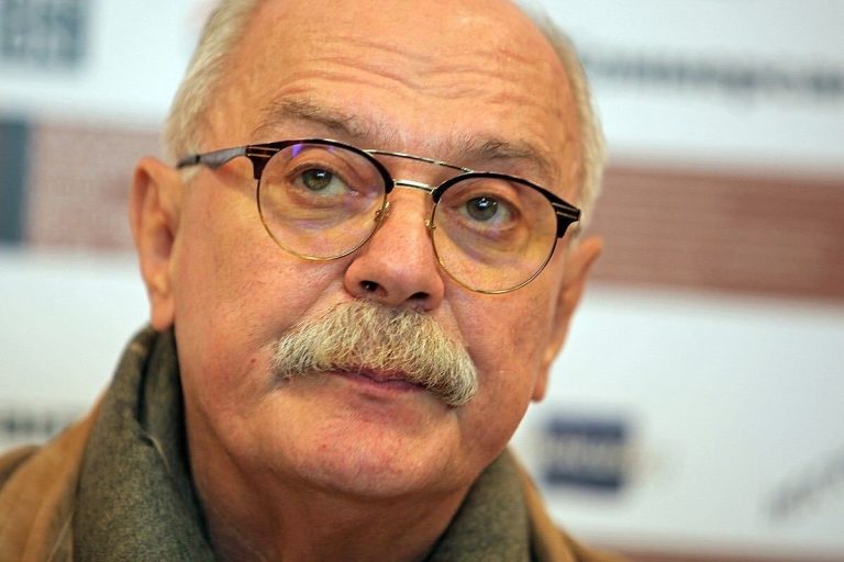 Nikita Mihalkov, fervent susținător al lui Putin, la terapie intensivă cu Covid