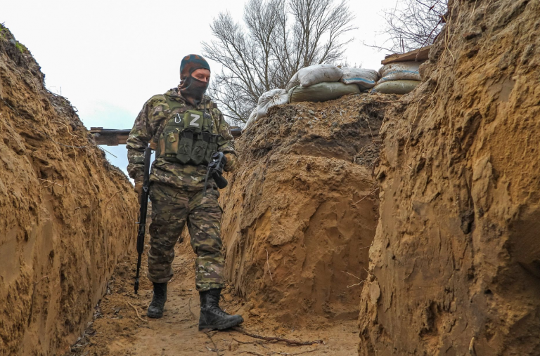 Rusia, forţată să se regrupeze la Lîman după ce a suferit pierderi grele, susţine Kievul