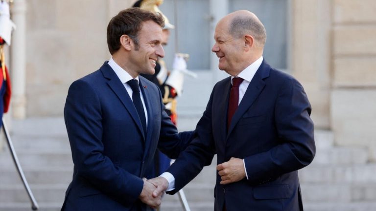 Franţa şi Germania doresc să fie ”pionierii” refondării Europei