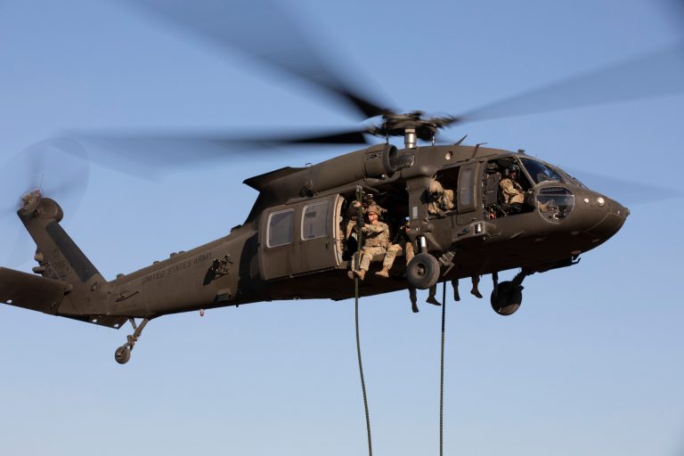 New York Times: În România, militarii americani se antrenează aproape de războiul Rusiei, ca un semnal pentru Moscova