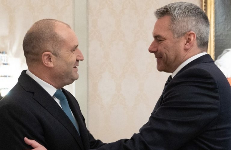 Austria îşi menţine veto-ul în privinţa extinderii Schengen, afirmă cancelarul Nehammer înaintea vizitei în Bulgaria
