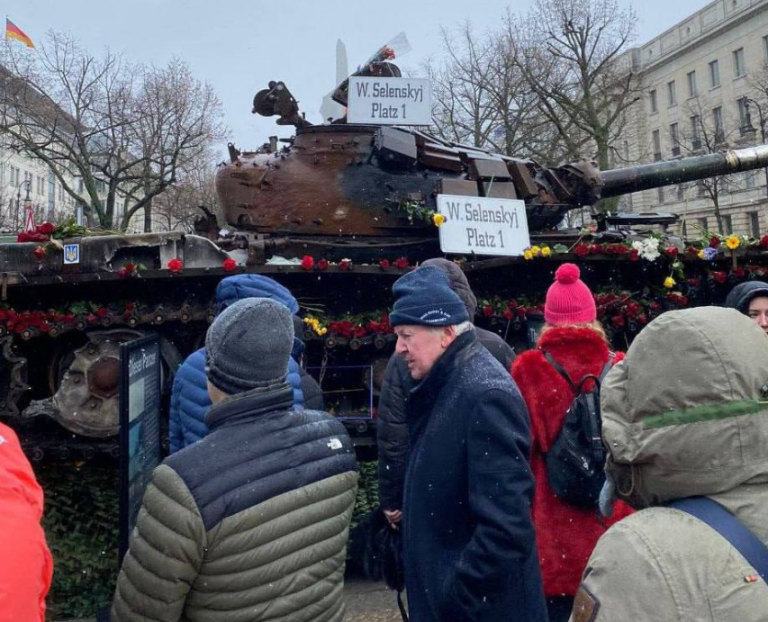 Manifestaţie la Berlin pentru negocieri de pace în Ucraina / Protest la Bruxelles împotriva invaziei ruse