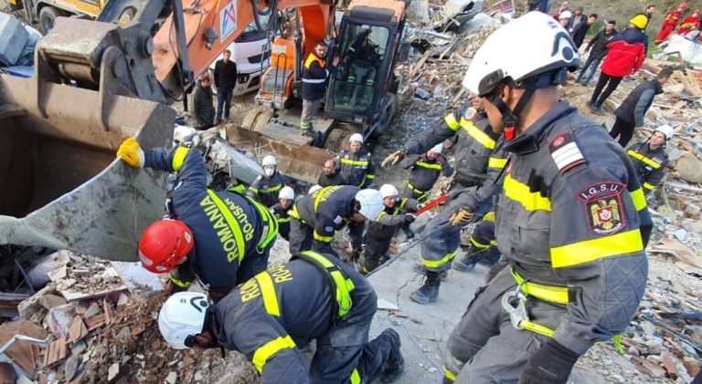 România trimite o a doua echipă de căutare-salvare în Turcia