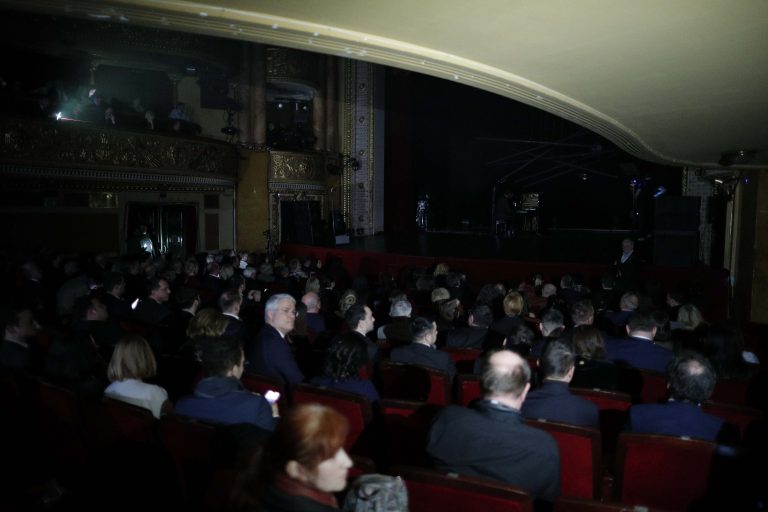 Pană de curent, la Opera din Timişoara, la gala de deschidere a Capitalei Europene a Culturii