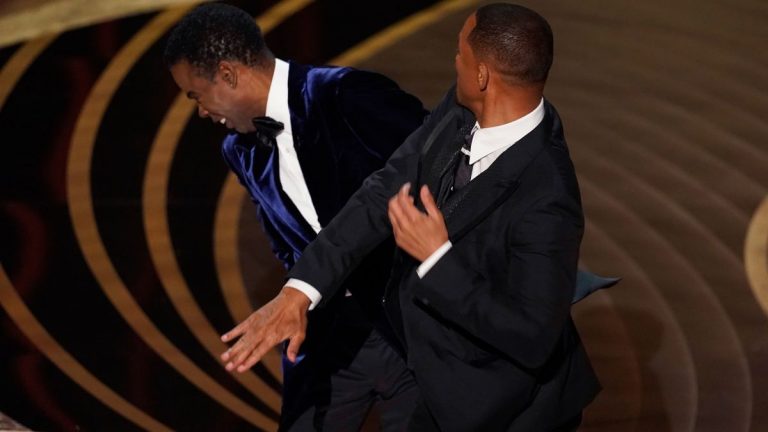 VIDEO | Academia de film americană va înfiinţa ”o echipă de criză” pentru gala premiilor Oscar, după incidentul dintre Will Smith și Chris Rock de anul trecut