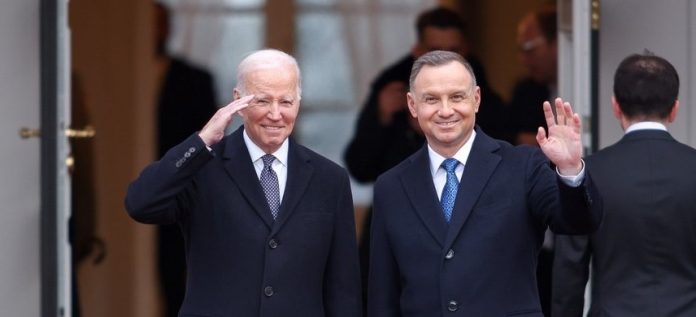 biden-duda-tw crop