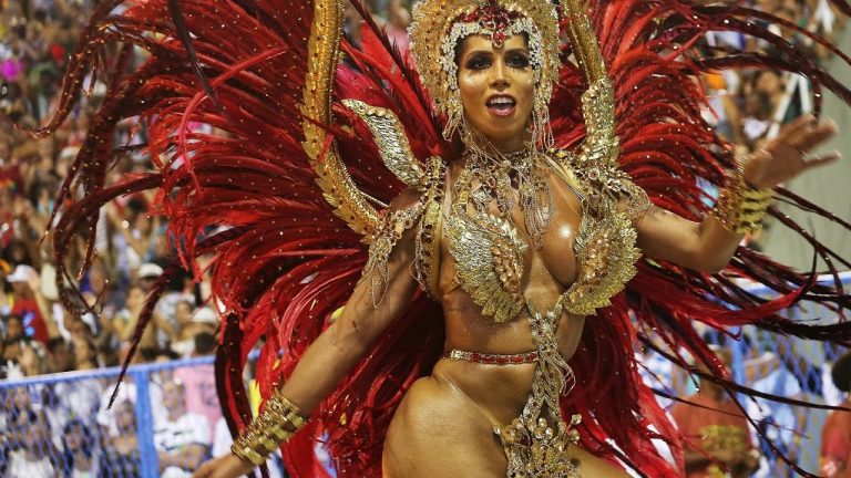 FOTO/VIDEO | Carnavalul de la Rio de Janeiro a început vineri, fără restricţii anti-COVID-19