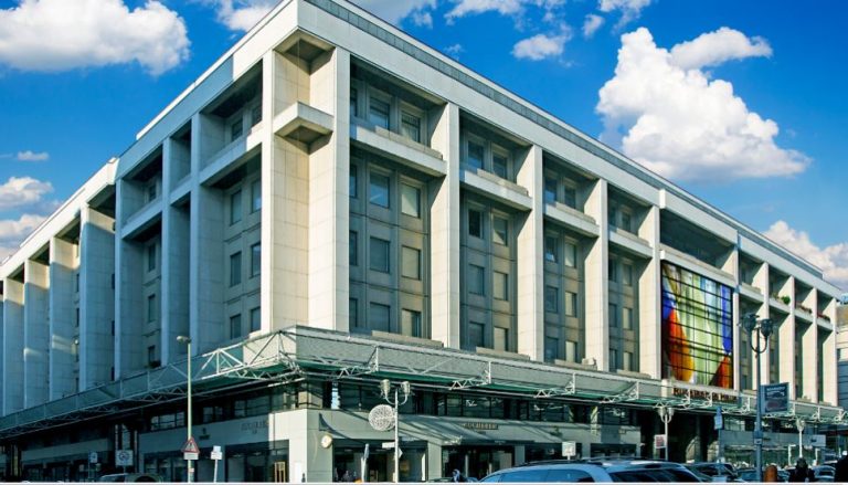 Secretele Casei Ruse din Berlin: Mesaje criptate de la Moscova, furt, infractori, legături nemenționate în CV