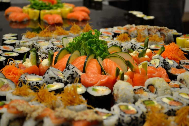 VIDEO | Cum ne-am îndrăgostit de sushi