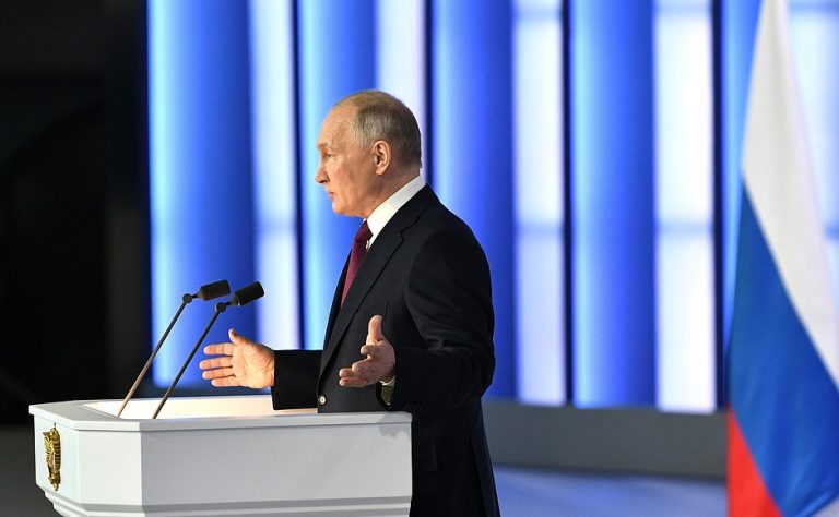 Discursul lui Putin. Cum poate spera la victorie, când baza este formată din două usturătoare înfrângeri?