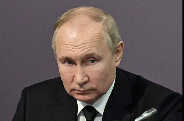 Putin compares alludes to Nazis referring to German tanks