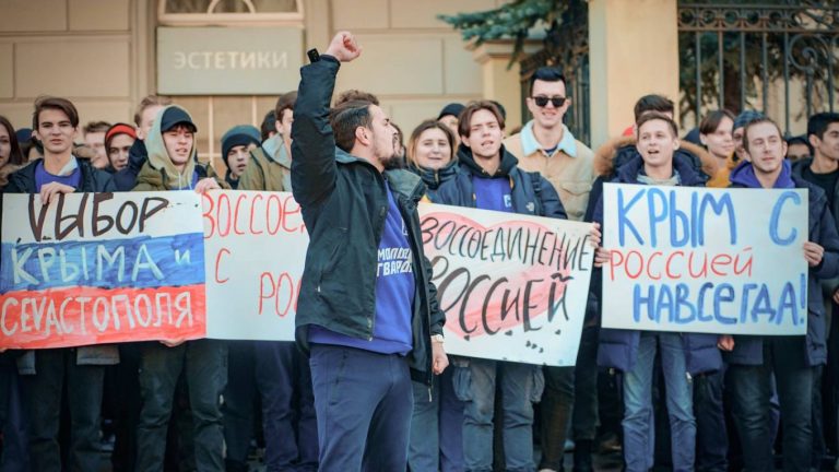 Proteste la Moscova în faţa ambasadelor ţărilor “neprietenoase”