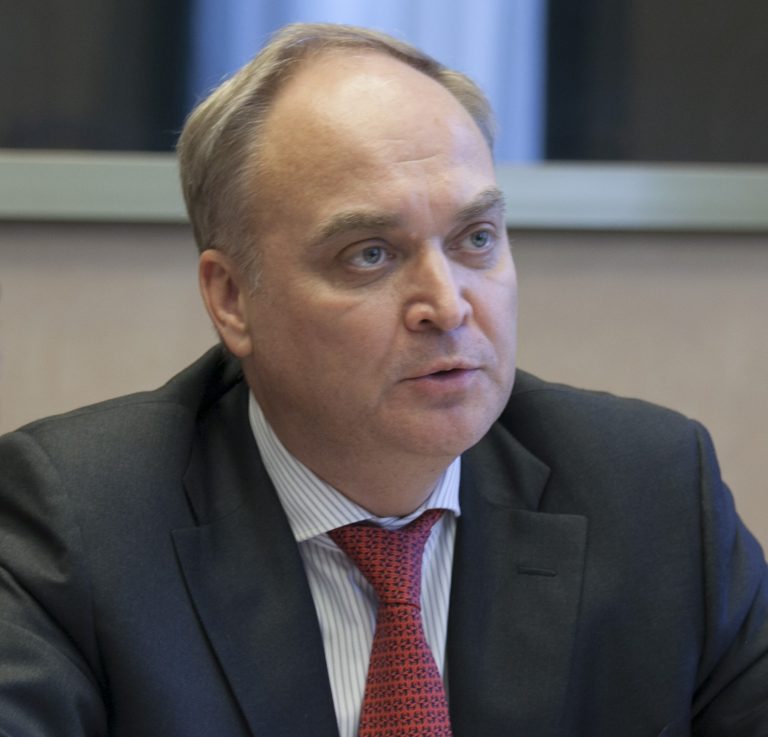 Ambasadorul rus la Washington: Presupunem că Statele Unite vor înceta să mai zboare în apropierea graniţelor ruseşti