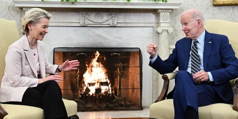 Întâlnire Joe Biden cu Ursula von der Leyen: SUA şi UE îi vor viza și mai mult pe susţinătorii Rusiei în războiul din Ucraine