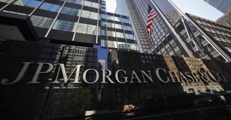 JPMorgan este una din părţile interesate de preluarea SVB Financial Group