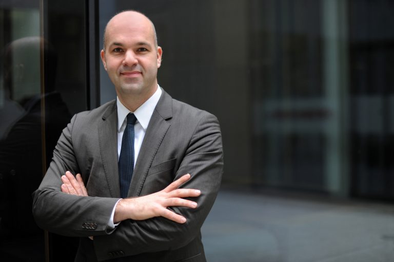 Băncile europene nu sunt complet în siguranţă după colapsul SVB, avertizează un economist german