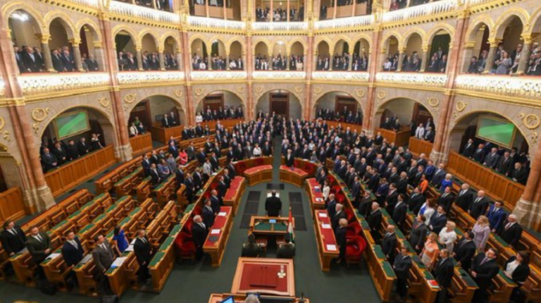 Parlamentul ungar ratifică aderarea Finlandei la NATO. Aderarea Suediei urmează să fie discutată ”mai târziu”