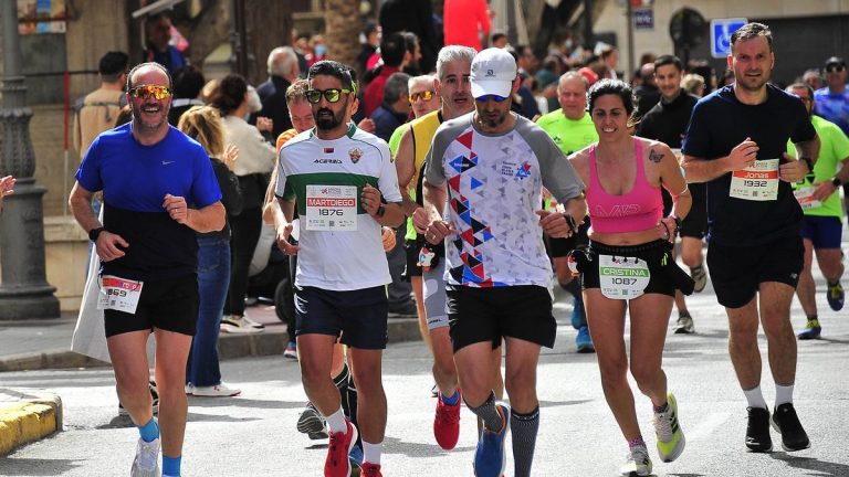 Un alergător de 21 de ani care participa la semimaratonul Elche a murit la finalul cursei