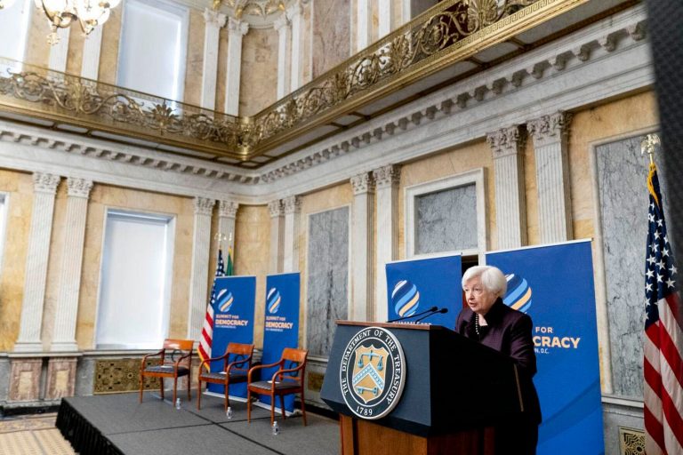FOTO | Experienţa României în combaterea corupţiei, evidenţiată la un eveniment găzduit de Secretarul Trezoreriei SUA
