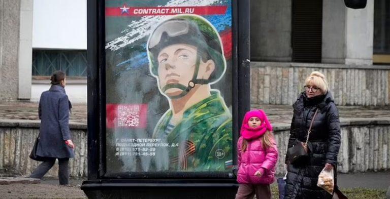 Disperarea lui Putin: Recruții ruși, plătiți suplimentar ”pe kilometru” de teren câștigat în Ucraina