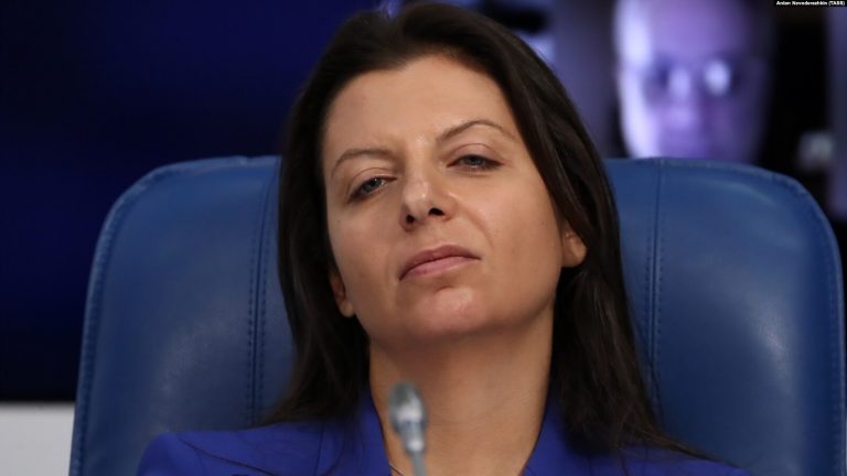 VIDEO | „Moralitatea nu ar trebui să stea în cale”. Cum e promovat genocidul, în Ucraina, la televiziunile din Rusia