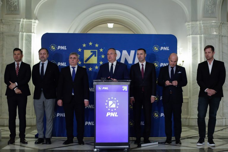 BPN al PNL va face, în jurul datei de 10 mai, o evaluare a şefilor de agenţii, secretari de stat şi miniştri şi va lua mandat pentru rotaţia premierilor, dorită cel târziu la sfârşitul lunii mai. Calendarul rotativei – surse