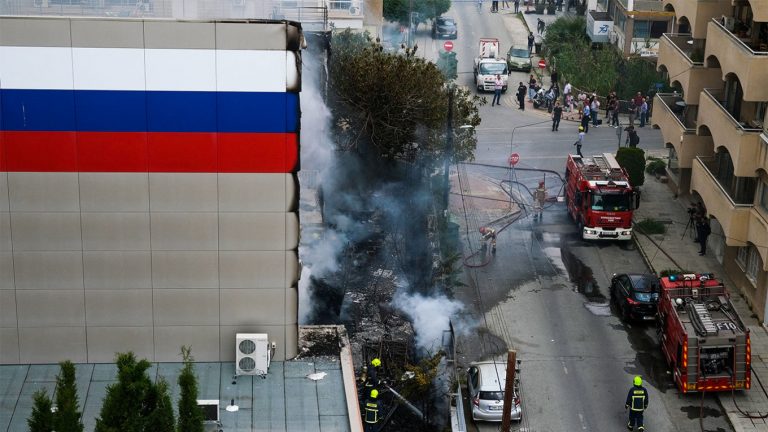 Centrul Cultural Rus din Cipru, grav avariat în urma unui incendiu; cauzele incidentului, necunoscute