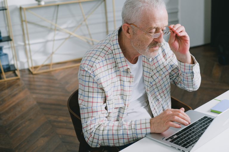 Romanian gov’t to raise state pensions by 40%
