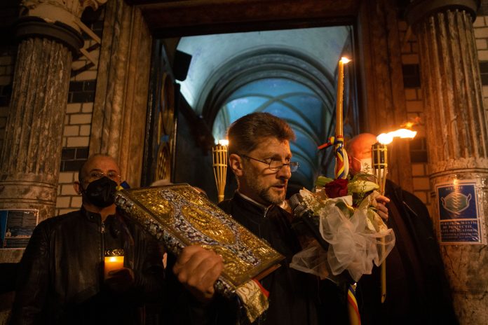 Învierea Domnului – cea mai mare sărbătoare a creştinătăţii. Tradiţii străvechi