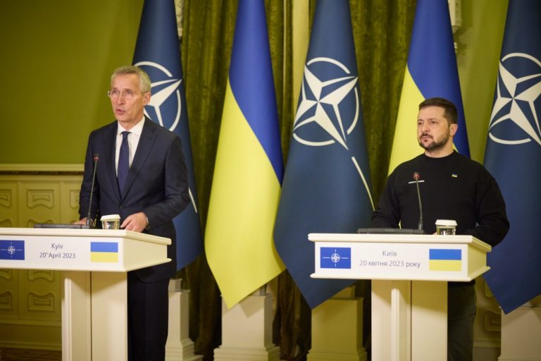 Stoltenberg: Aderarea Ucrainei la NATO va fi “o prioritate pe ordinea de zi” la summitul din iulie