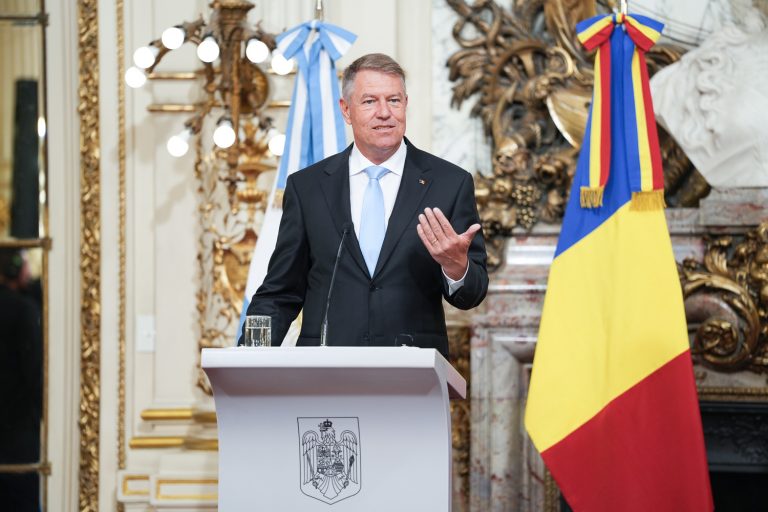 Klaus Iohannis: Să nu îşi imagineze cineva că din cauza războiului în România lucrurile merg prost. Nu, în România lucrurile merg foarte bine