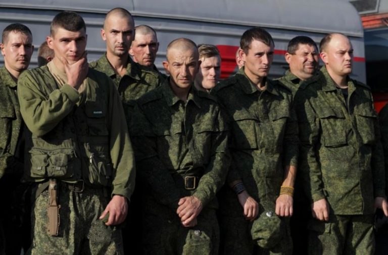 Peste 420.000 de militari ruși, desfășurați în zonele ocupate – oficial ucrainean