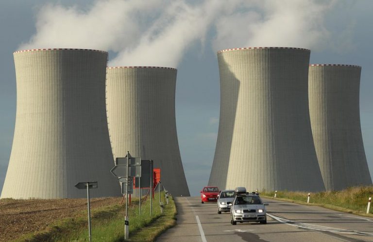 Marile companii din domeniul tehnologiei readuc la viață energia nucleară