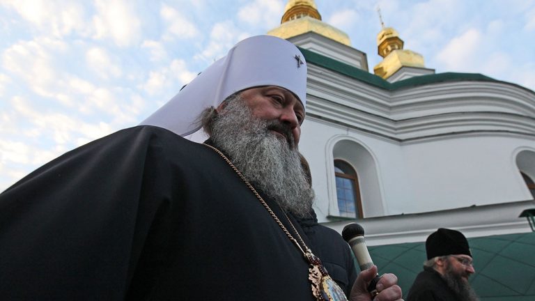 „Legea şi răspunderea, aceleaşi pentru toţi”. Mitropolitul Pavel, acuzat de apologia invaziei, în fața instanței
