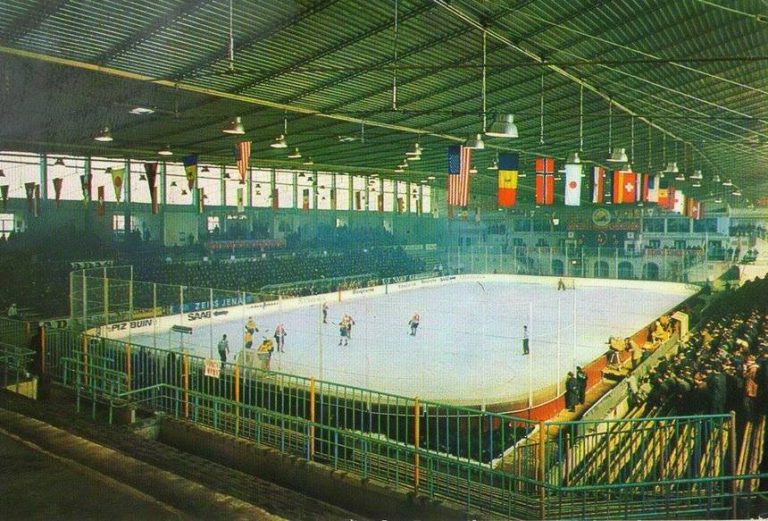 Primăria Capitalei reia demersurile pentru refacerea vechiului patinoar „23 august”