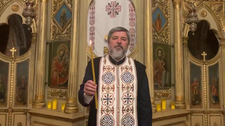 Părintele Vasile Ioana: Biserica îi este tânărului un fel de GPS pe calea vieţii