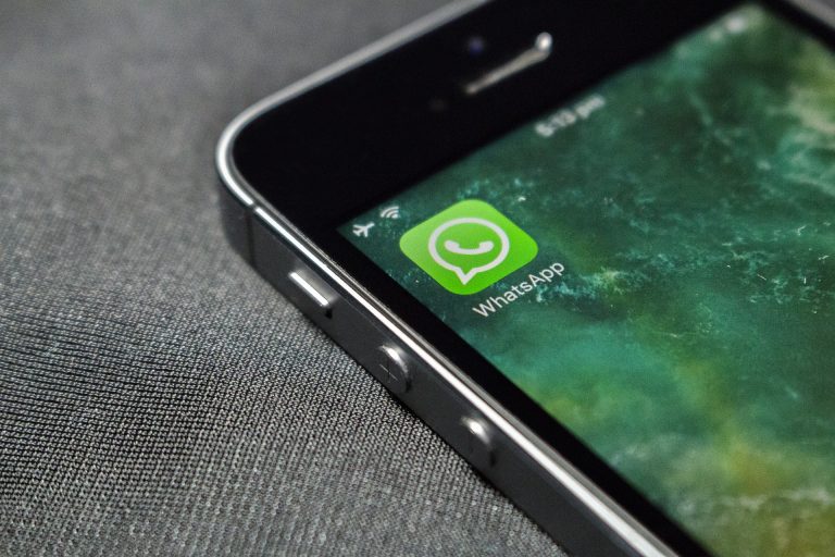 Conturi Signal și WhatsApp ale unor înalți funcționari guvernamentali din Țările de Jos, atacate de hackeri ruși