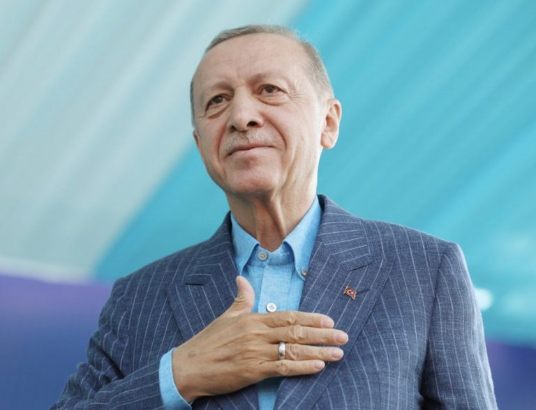 VIDEO | Erdogan, după victorie: Nimeni nu a pierdut. Au câştigat 85 de milioane de oameni